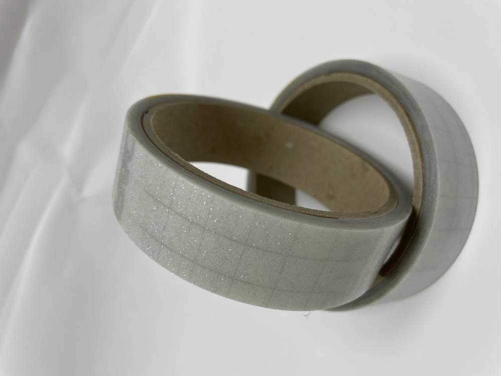 Oracal 8810 Silbergrau, 25mm x 5m Oracal 8810 Silbergrau, 25mm x 5m